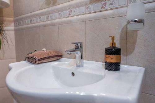 Vazov Residence , Two Bedroom Top Centre Apartment