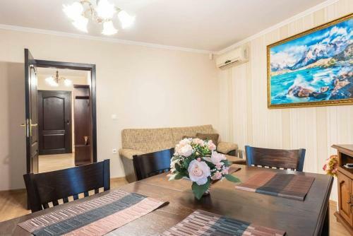 Vazov Residence , Two Bedroom Top Centre Apartment