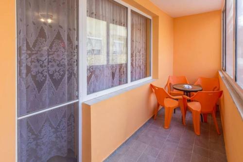 Apartamento Kapriz - 2 Beds Aptmnt Near The Beach