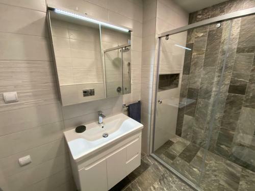 Apartamento Luxurious ?briz? , Swimming Pool , Free Parking