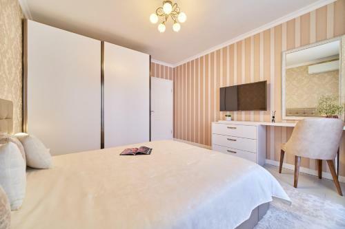 Premium Center Apartment In Grand Karavel