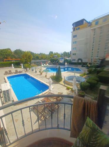 Single Apartment In Searegal Compex