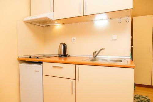 Apartamento Compact Studio With An Indoor Pool Near Cacao Beach