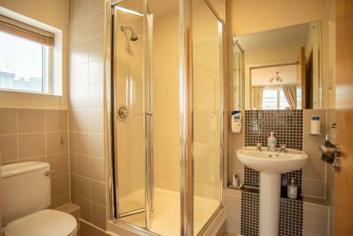 Luxury City Centre Apartment - Family Friendly