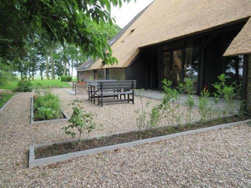 Bed & Breakfast B And Be Happy Friesland