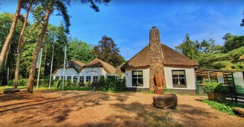 Luxe Vakantie Woning In Het Lunterse Bos