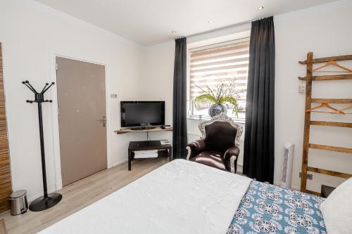 Bed & Breakfast B & B M 3
