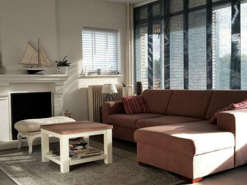 Cozy Apartment In Noordwijk With Balcony