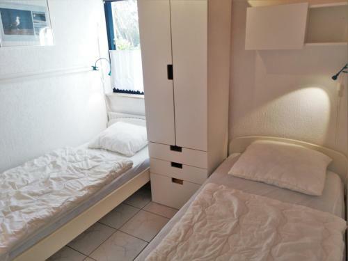 On135 de Zeemeeuw, Holiday Home With Garden