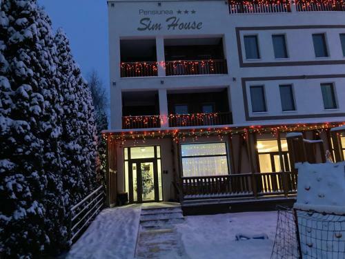 Hostal Sim House