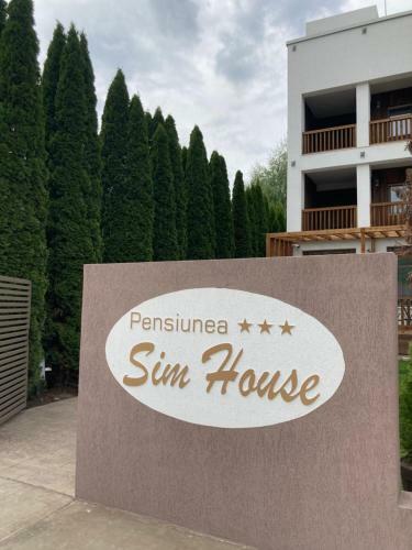 Hostal Sim House