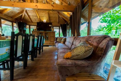 Hostal Pensiunea Surya