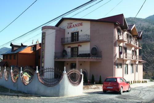 Hostal Pensiunea Grande Lepsa