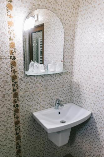 Hostal La Tusi Lovrin