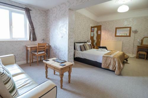 Hostal Mont Millais