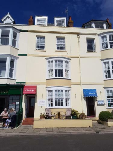 Hostal Seaspray Guest House