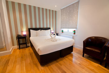 Apartamentos 146 Suites