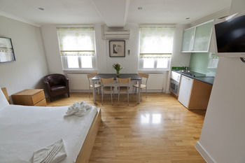 Apartamentos 146 Suites