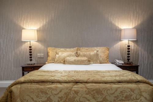 The Clarendon Hotel