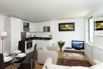 Apartamentos Saco London - Trinity Tower