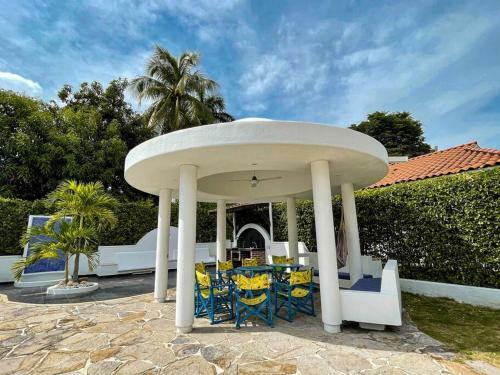 Increible Villa Campestre En Ricaurte Cundinamarca
