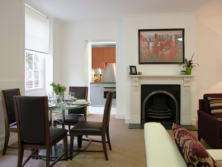 Kings Wardrobe Apartments By Bridgestreet