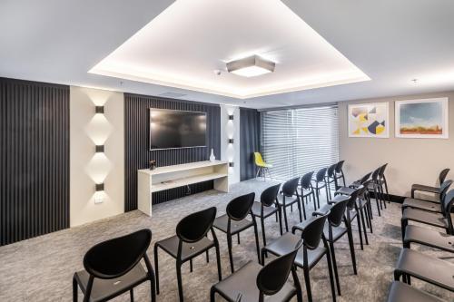 Apartamento Studio Moderno Excelente Localiza��o - Ayn040