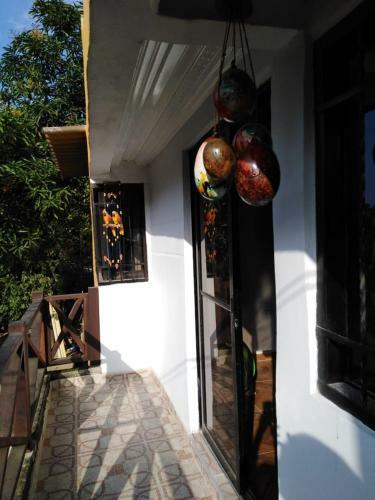 Hostal Mivals