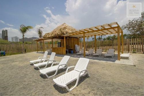 Apartamento ***ocean Front View Condo***