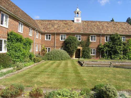 Albergue Madingley Hall