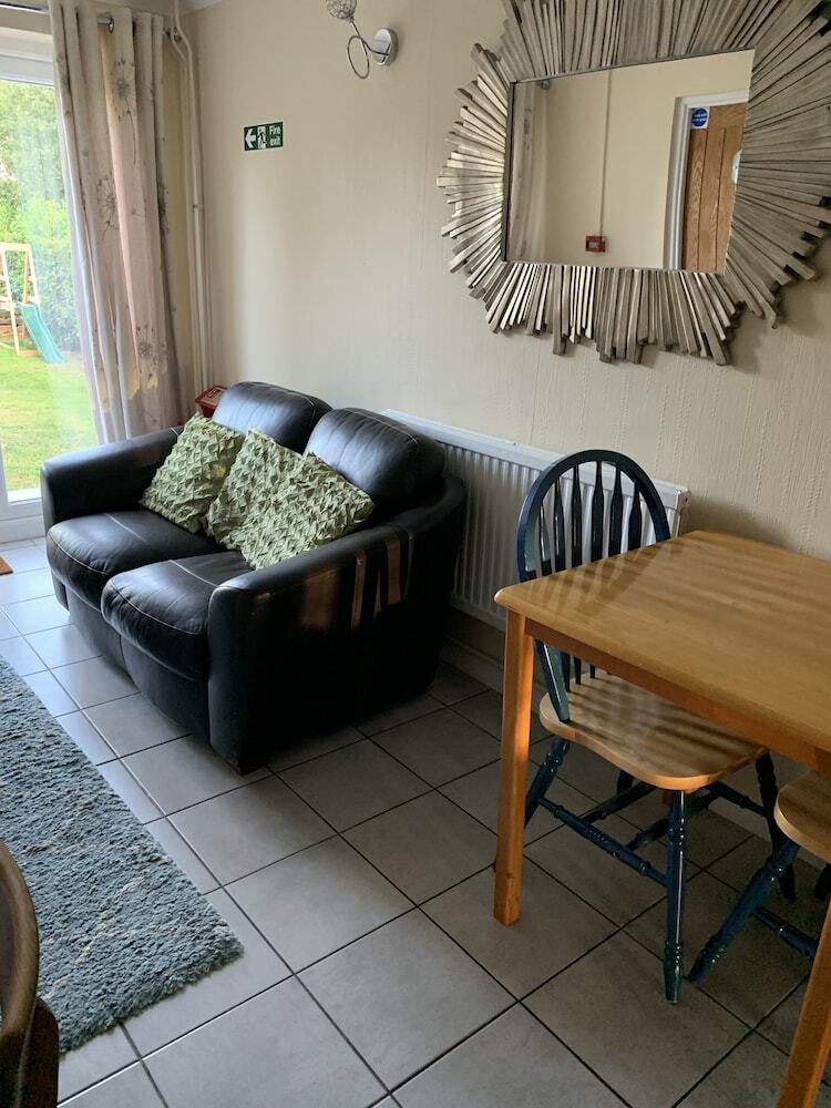 Hostal Parkview Guesthouse