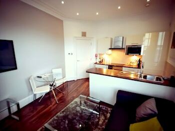 Apartamentos Howburn Residence