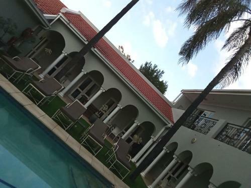 Bed & Breakfast 131 Herbert Baker Boutique Residence