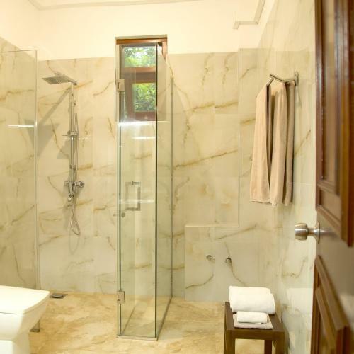 Bed & Breakfast Villa Layanga - Riverside Guestrooms