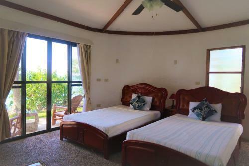 Hotel Villa Marmarine Beach Resort & Restaurant