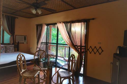 Hotel Villa Marmarine Beach Resort & Restaurant