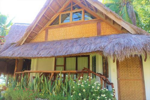 Hotel Villa Marmarine Beach Resort & Restaurant
