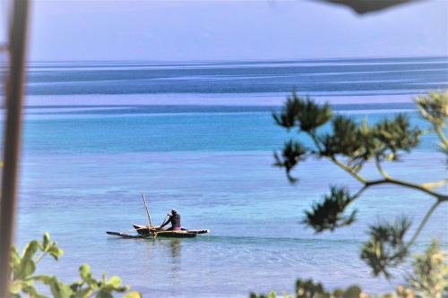 Hotel Villa Marmarine Beach Resort & Restaurant