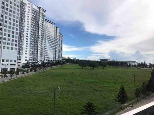 Apartamento Cozy Condo With Amenities At Cool Suites