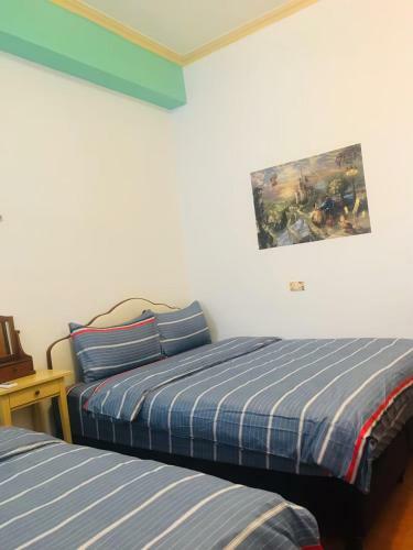 Hostel Summer Light