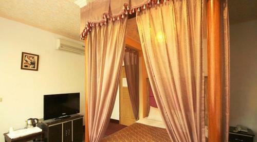 Victoria Hotspring Resort