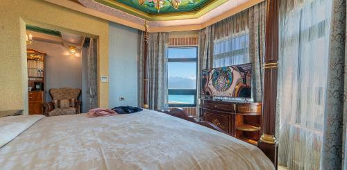 Hotel ???????????