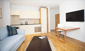 Apartamento Royal Athenaeum Suites