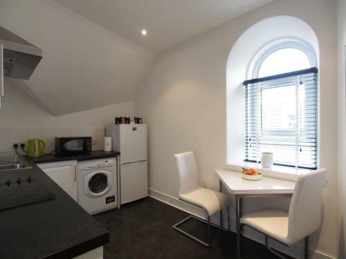 Apl Apartments