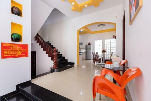 Villa Bi?t Th? Ngh? D??ng Trung T�m V?ng T�u G?n Bi?n