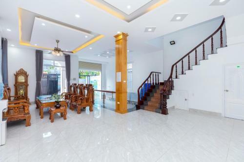??ng Ho�ng Villa H? B?i - 25 Khu Bi?t Th? Th�y V�n