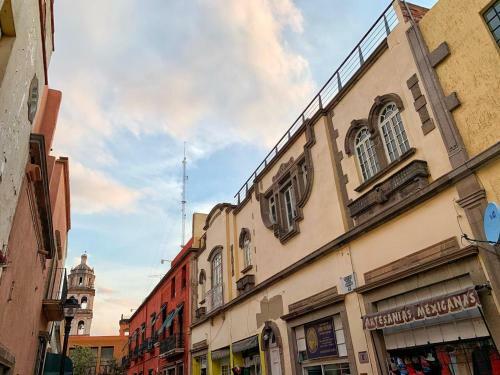 11:11 Hostal - Centro Slp -templanza