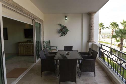 Puerta Cabos Village H306 2br By Casago