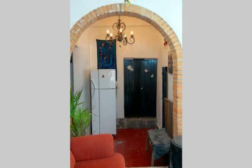 Hostal Casa Chuparrosa House