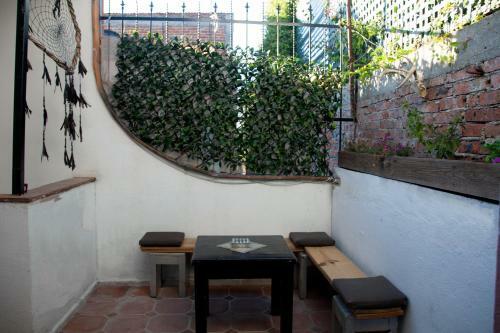 Hostal Casa Chuparrosa House